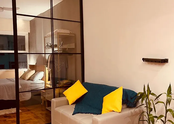 Quadra Praia! Loft Industrial Requintado Novo Para 4 Pessoas Vizinho Copacabana Palace! Rio de Janeiro